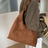 A niche suede bag, a retro women's light luxury new fashion large-capacity underarm bag, a casual and versatile commuter tote bag Specification image