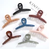 New Korean-style simple and fashionable hair clips, Japanese and Korean style updo hair clips, candy-colored crossed hair clips, fresh and clean hair accessories Application Scenario
