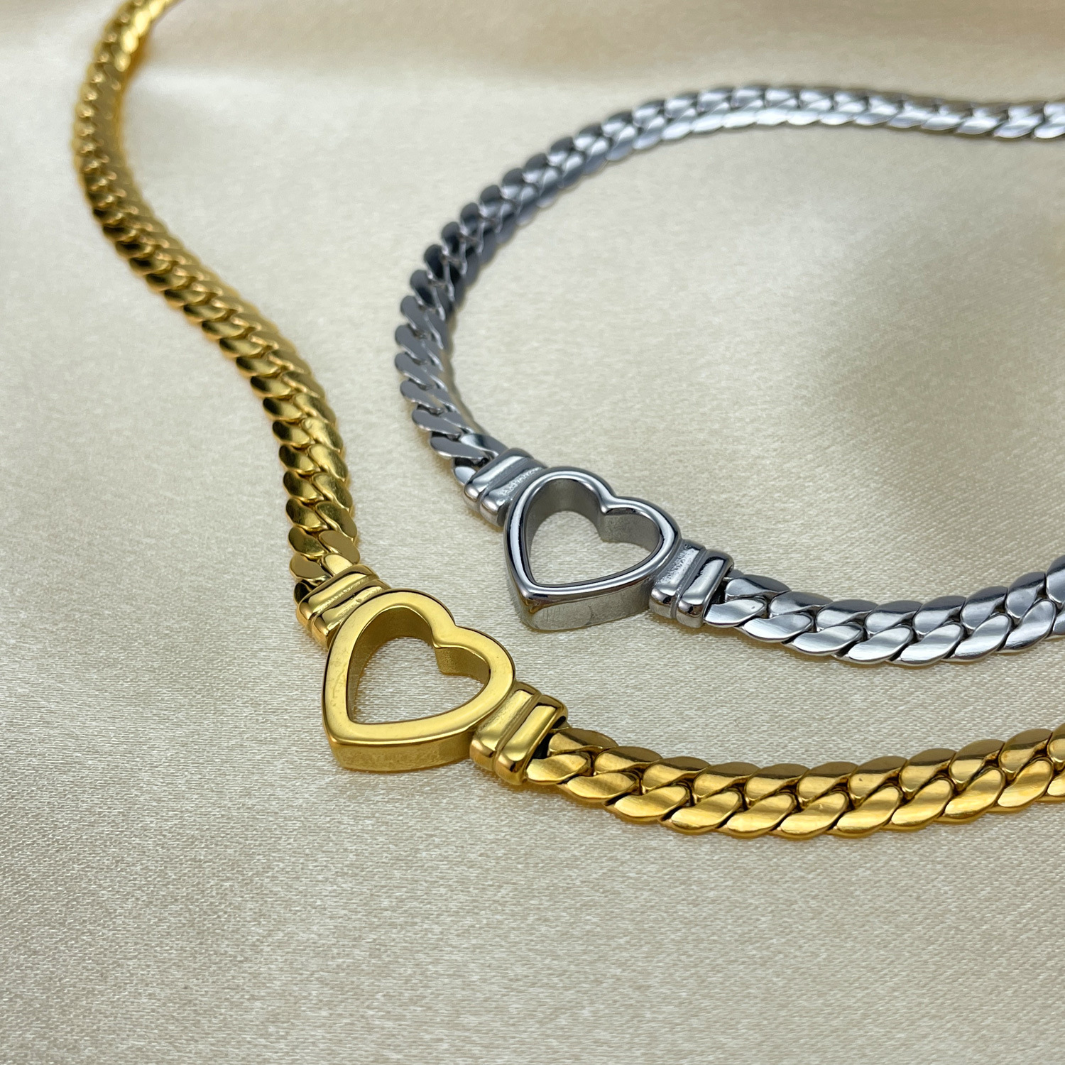 Opk Jewelry European And American Fashion Fashion Stainless Steel Snake Bone Chain Personality Exaggerated Ins Style Love Titanium Steel Necklace Woman Specification drawing