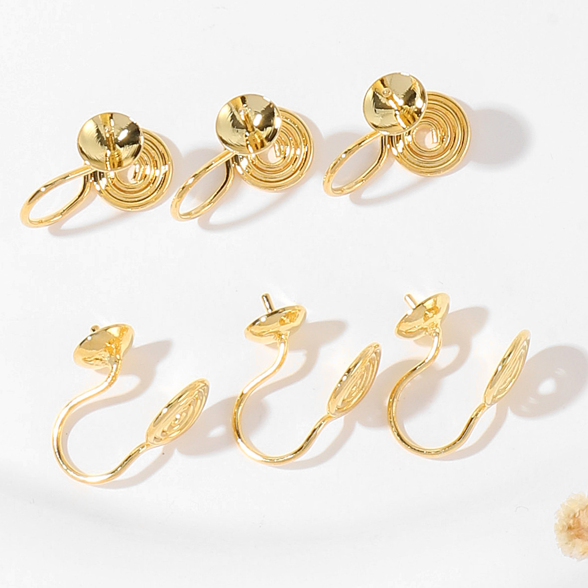 Color Preservation Plated 18K Gold Mosquito Coil Ear Clip Painless Ear Clip Converter Diy Accessories Factory Net Red Hot Sales Specification drawing