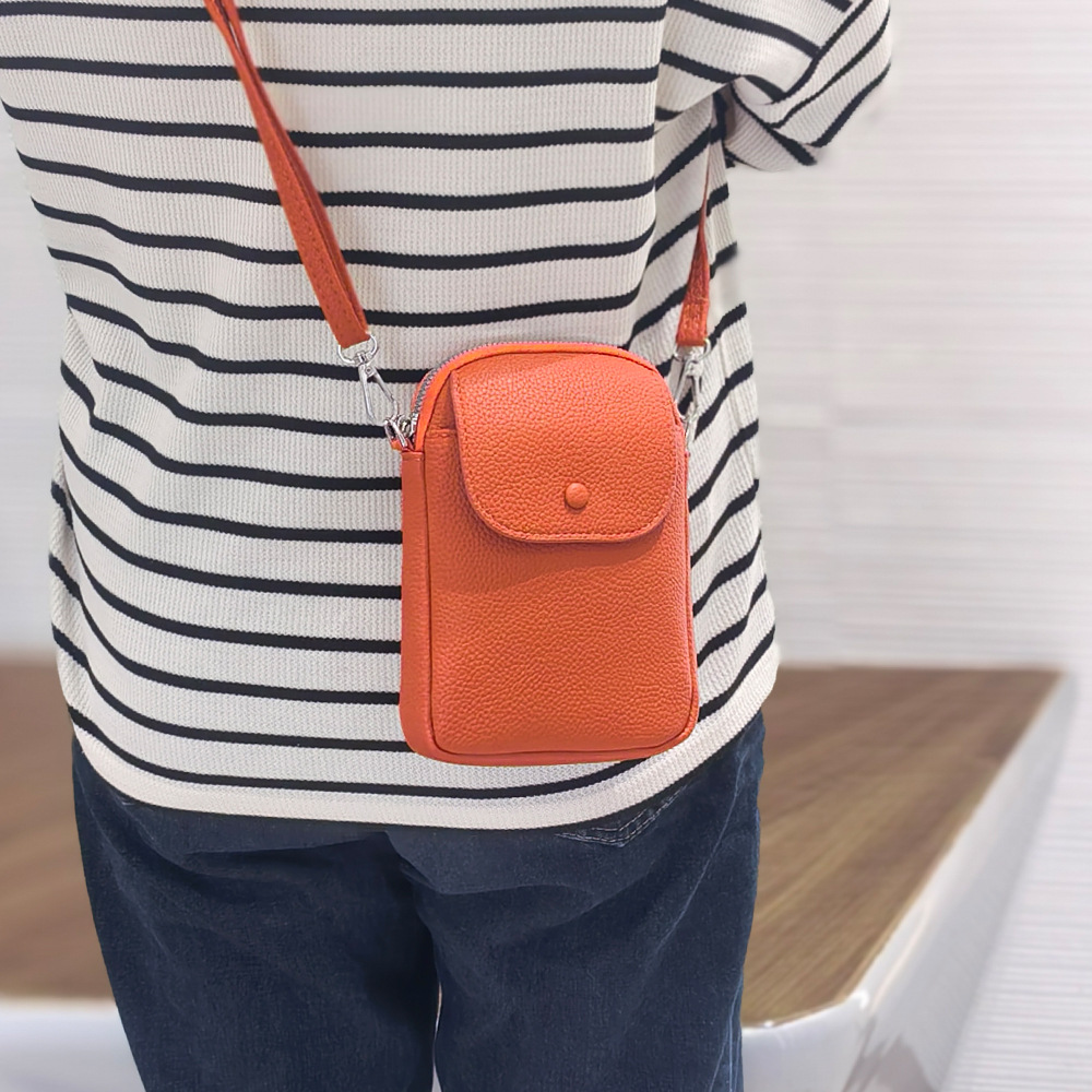Cross-Border Bestseller 2025 New Women's Mobile Phone Bag, Solid Color Lychee Pattern Bag Cover Style, Versatile Commuting Single-Shoulder Crossbody Bag details Picture