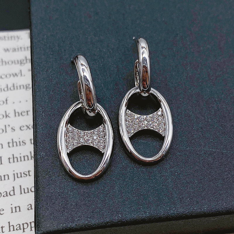 Obi new S925 silver needle high-grade earrings wholesale fashion female earrings temperament simple everything with Japanese and Korean personality details Picture