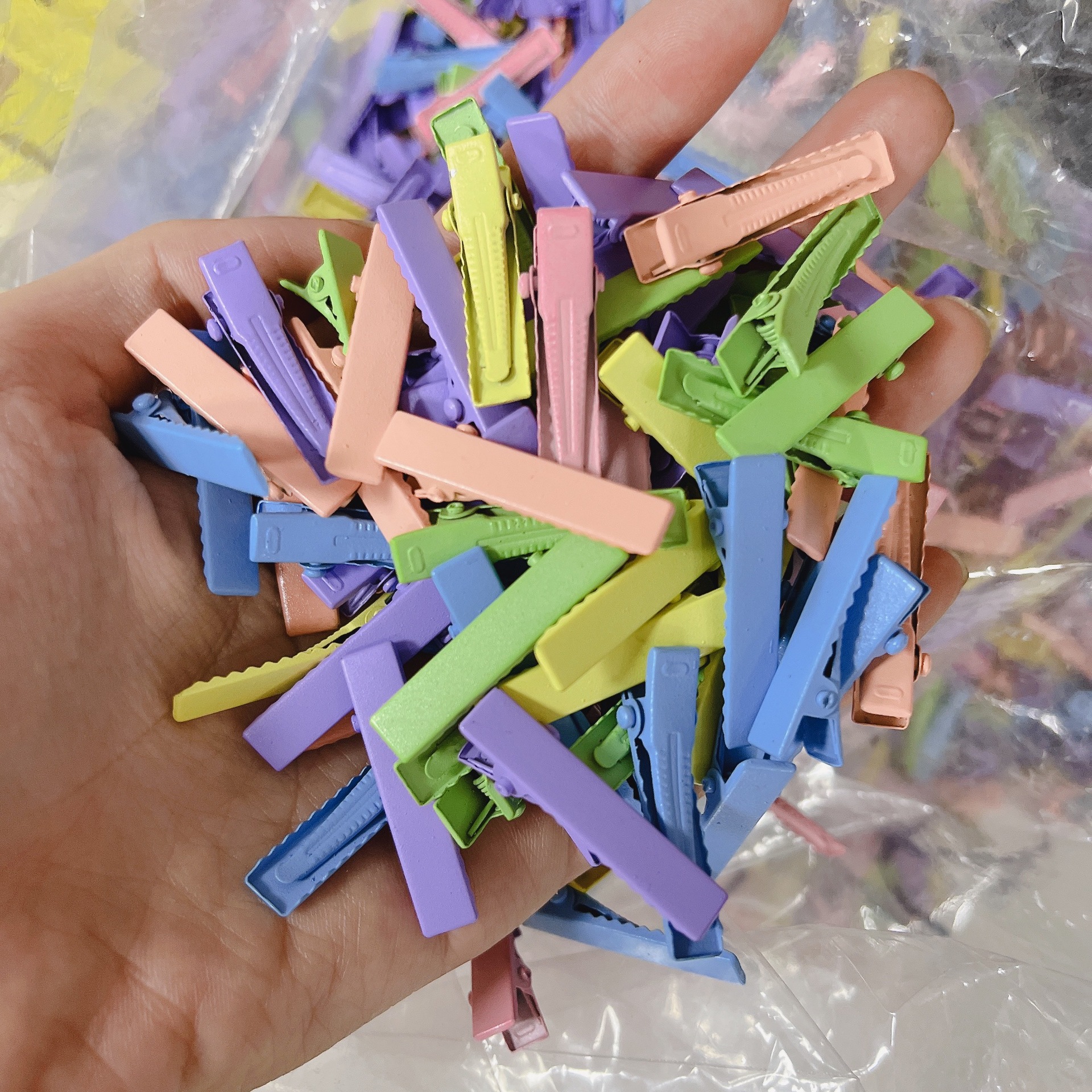3.2Cm Small Hair Clip Duck Bill Clip Diy Colored Candy Hair Clip Cute Accessories Small Spray Paint Side Clip Specification drawing