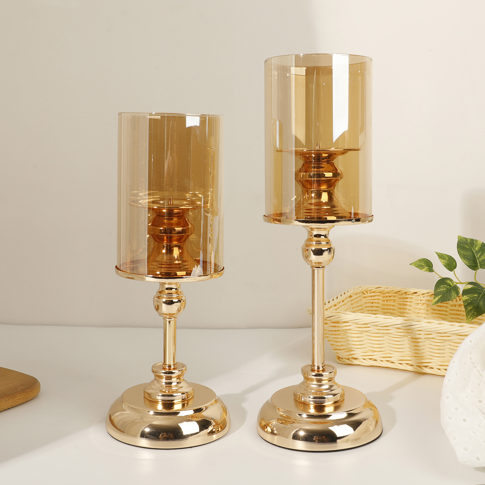 European Light Luxury Candle Table Romantic Candlelight Dinner Props Iron Ornaments Home Vintage Table Candlestick Decoration details Picture