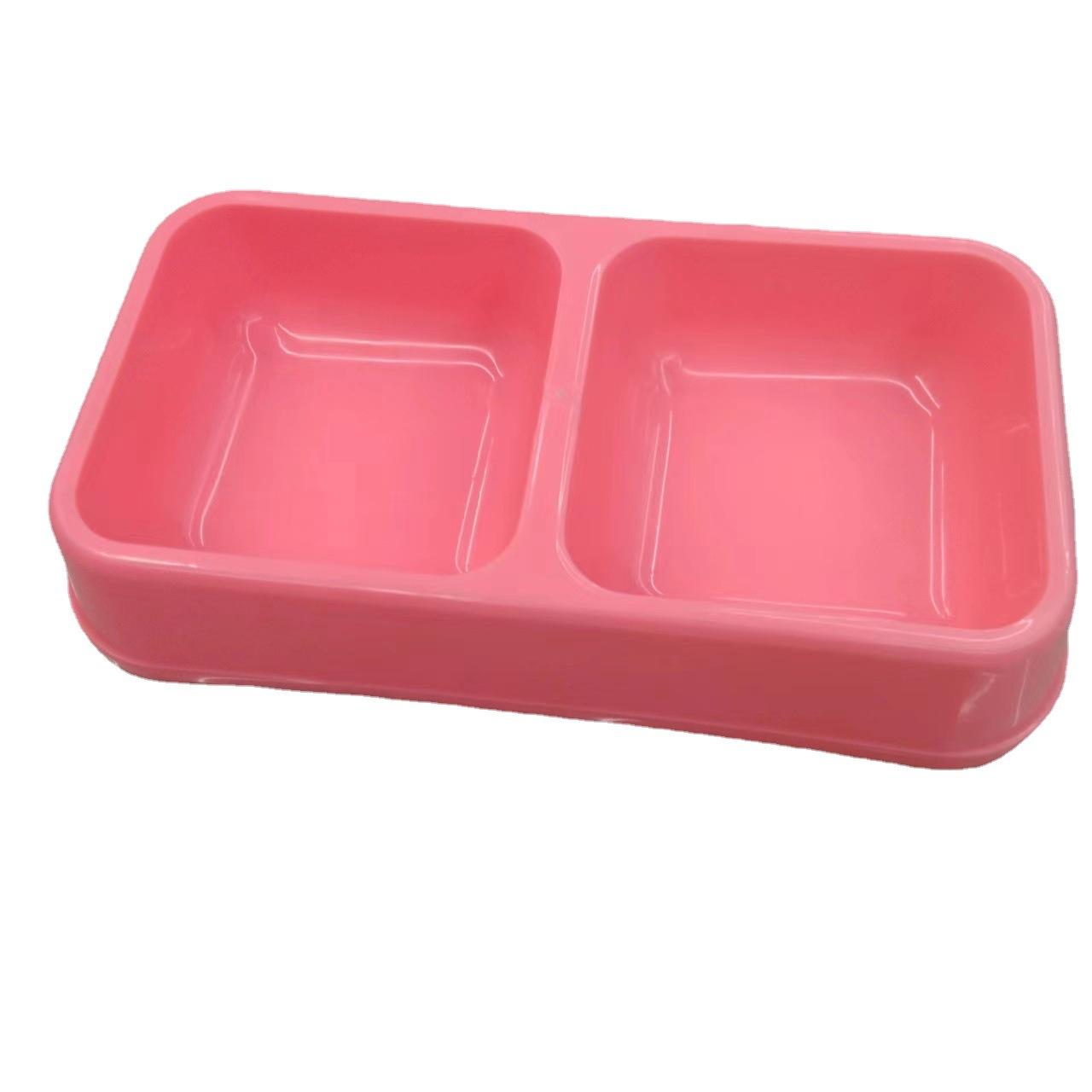 إطعام الحيوانات الأليفة بأطباق من الحلوى ذات اللون المعمر Item Picture