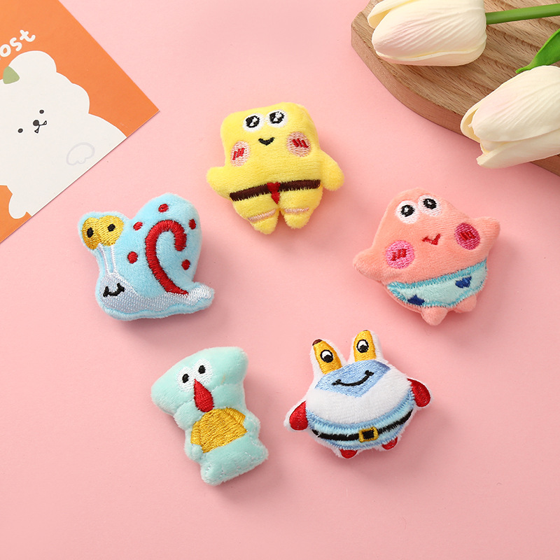 Small Fresh Plush Brooch Mini Stuffed Cotton Pie Big Star Spongebob Brooch Accessories Socks Hair Accessories