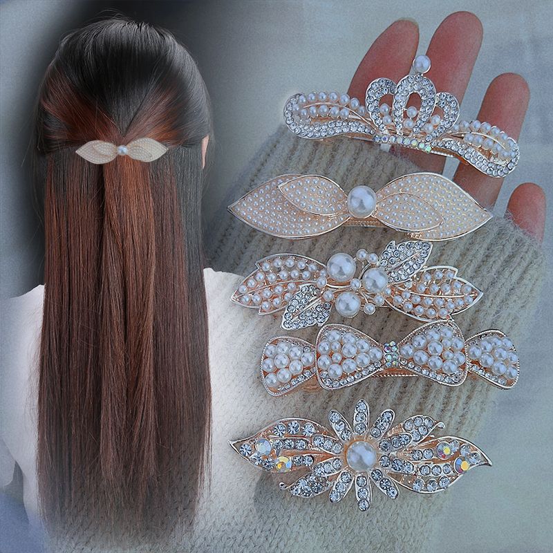 Hair clip side clips, pearl top clips, small spring clips, rhinestone hair clip clips, bangs hair accessories, head accessories, mom Application Scenario
