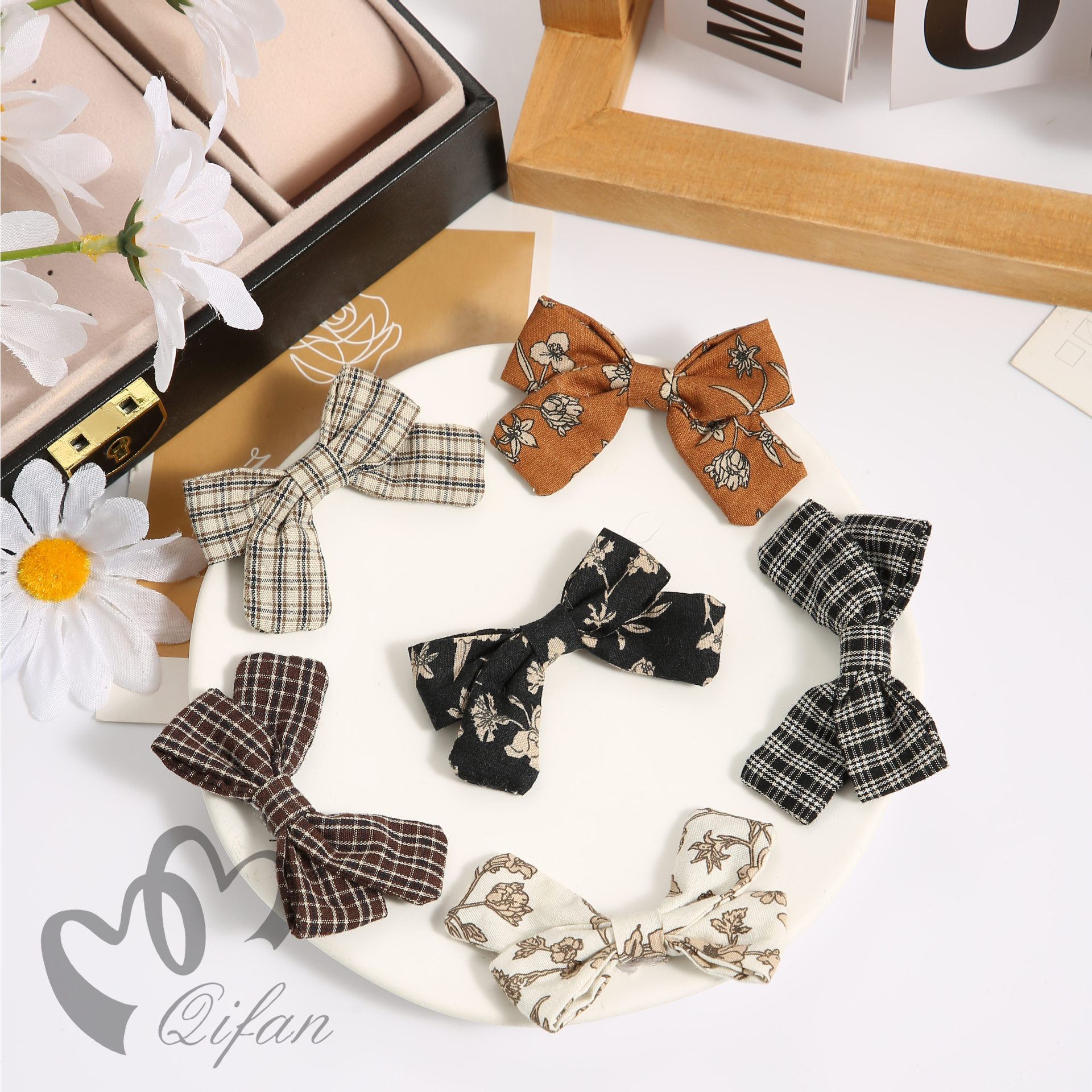 新款布艺格子花纹蝴蝶结韩款百搭服饰配件 苏格碎花系剪结