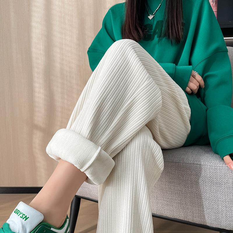 Large-sized women's pants weighing 200 pounds, plump girls' sportswear pants, loose and slimming, adding weight, large-sized sweatpants, spring and autumn 240pounds, casual pants Application Scenario