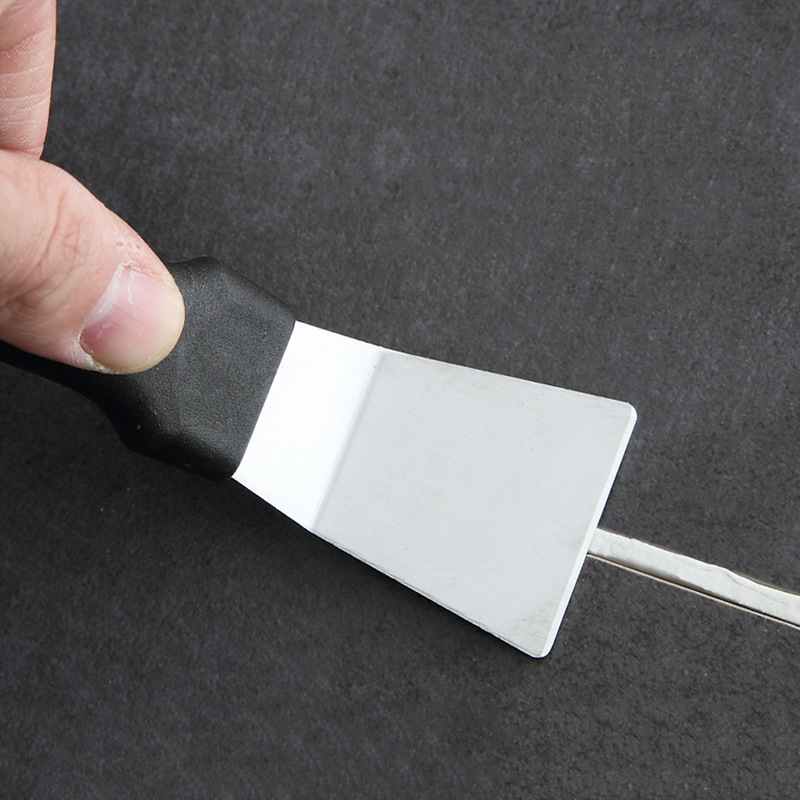 Range hood volute scraper, curved scraper, cleaning stainless steel scraper, kitchen cleaning scraper, refrigerator defrosting scraper, oil scraper, straight scraper Application Scenario