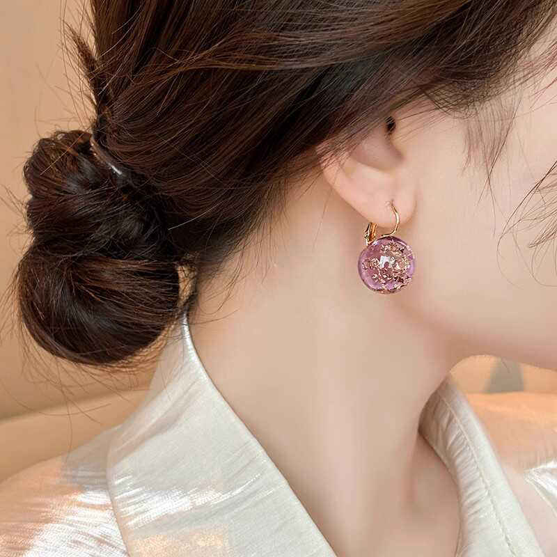 Purple transparent resin round ball tinted earrings, Korean style, high-end feel, sweet and fresh earrings wholesale Application Scenario