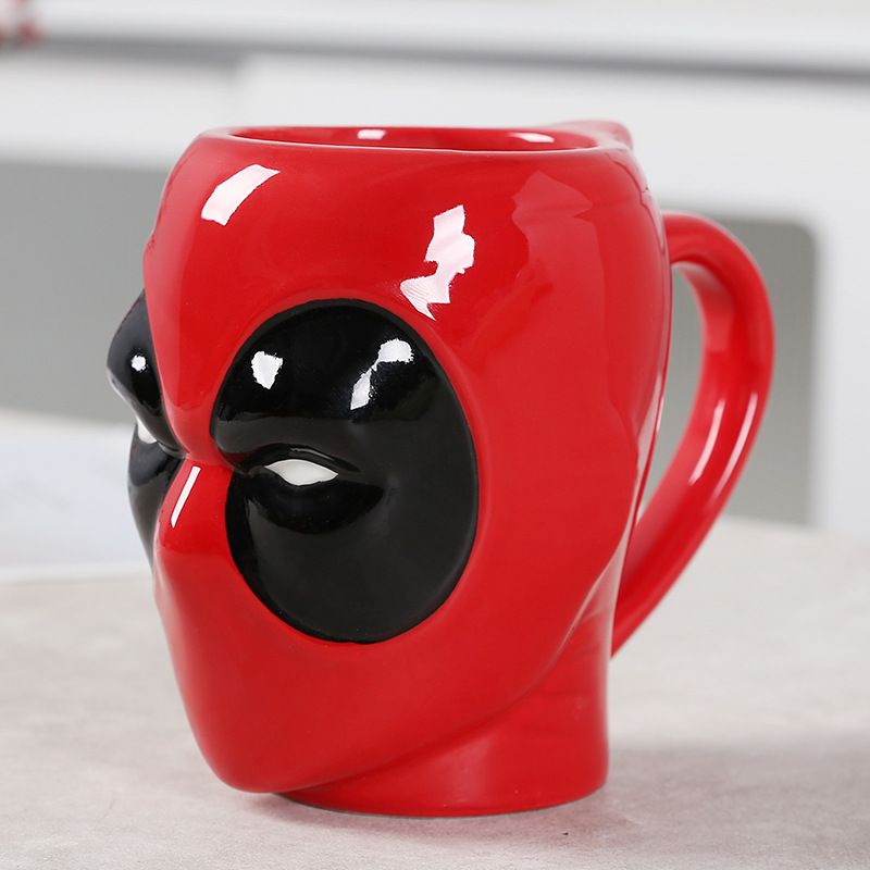 Avengers Ceramic Cup Spider-Man Hulk Thor Iron Man Superman Ceramic Coffee Cup Application Scenario