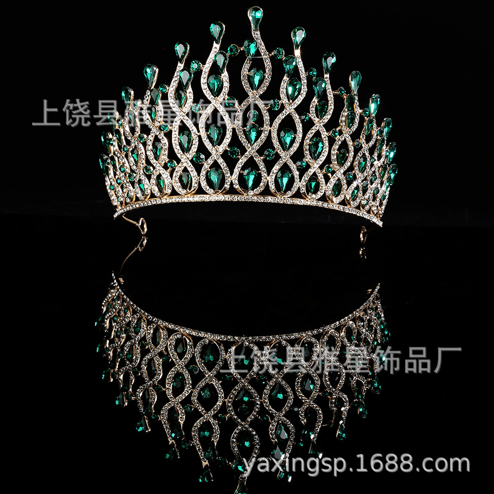 Luxurious crystal bride's crown, golden diamond-encrusted wedding headwear, wedding dress style, crown, elegant star accessory Specification image