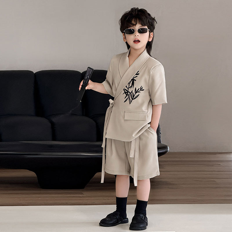 National Trend children's suits 2025 Summer New style Children's small suits, short sleeves and shorts, bamboo leaf embroidered boys' one-piece replacement, trendy details Picture