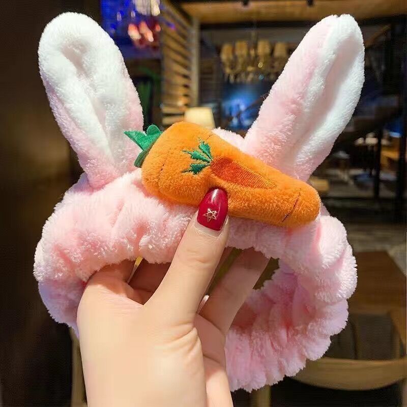 Linda banda de lavado facial hooper de peluche ampliado antideslizante para lavar la cara maquillaje superior anti-humedad para lavar la cara deportes cordón especial para el cabello Application Scenario