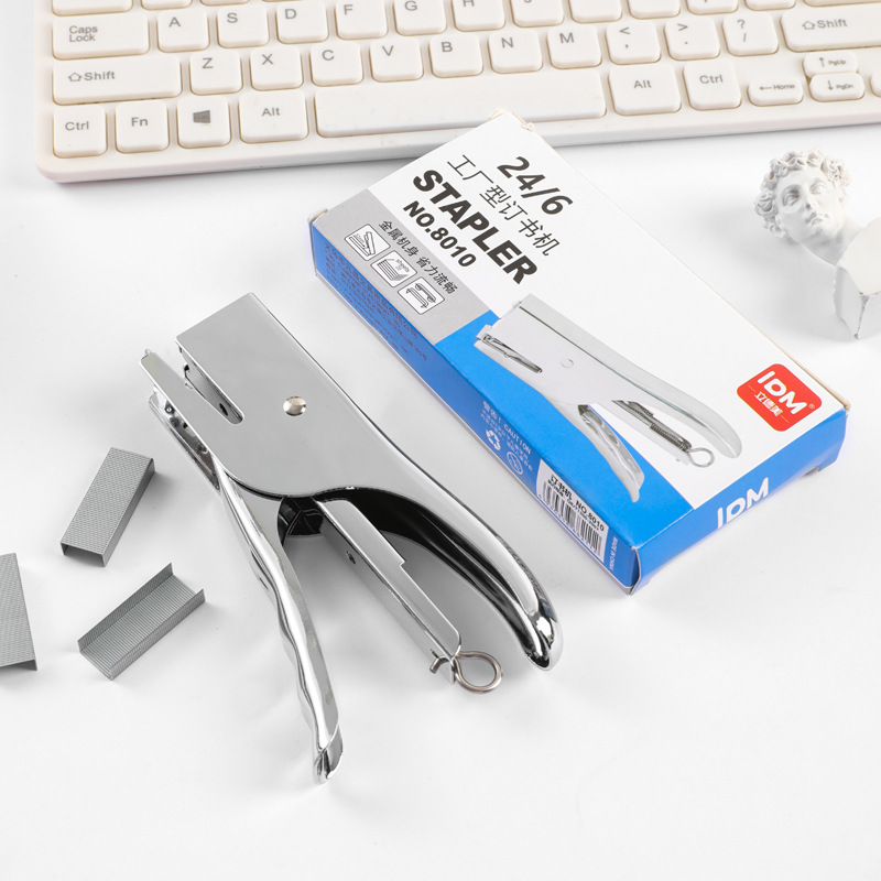 Factory-specific all-metal labor-saving hand-held stapler, hand-held takeout packaging stapler wholesale No. 12 stapler Specification image