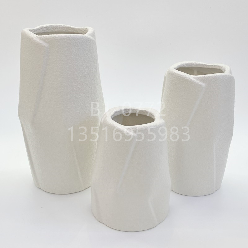 Nordic modern minimalist ins pure white art vases, creative ceramic vases, geometric design sense flower arrangements and vases, golden castle vases details Picture