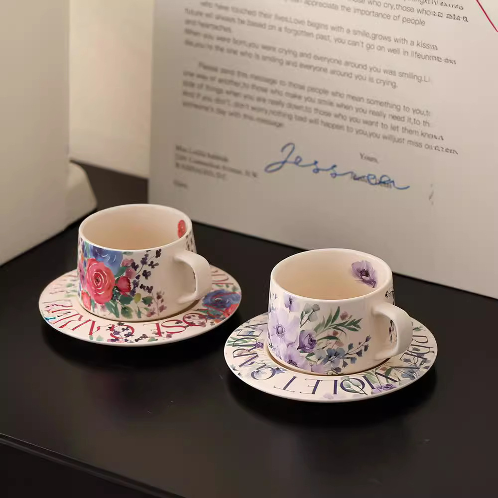 Retro rose coffee cup and saucer set, afternoon tea tea cups, household high-appearancelevel latte art designer, Internet celebrity mugs