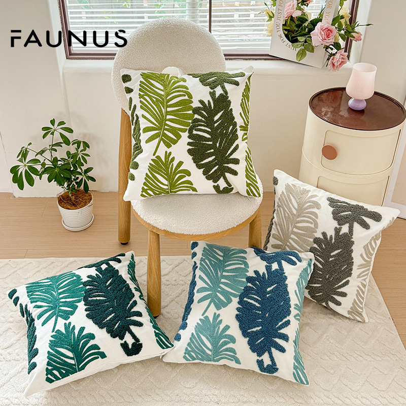 Best-selling American green leaf sunflower living room sofa, embroidered cushions, throw pillows and pillowcases on cross-border Amazon Application Scenario