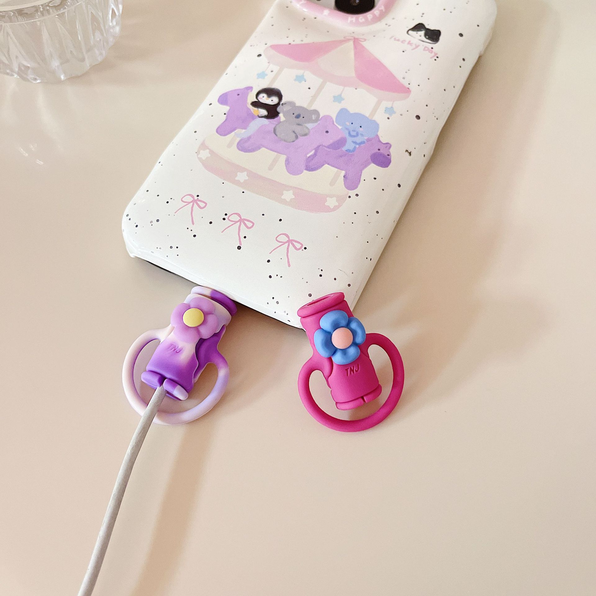 Apple 131415 Data Cable Protective Cover Iphone12 Digital Special Recommended Mobile Phone 11Promax20w Charger Three-Piece Set Finishing Fast Charge Earphone Winding Cord Nipper details Picture