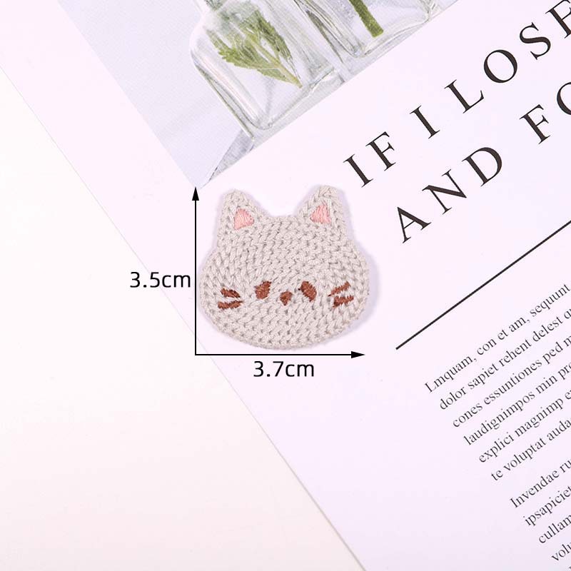 Hot-selling handmade DIY phone cases, clothing accessories, classic and cute cartoon animal head embroidery fabric stickers details Picture