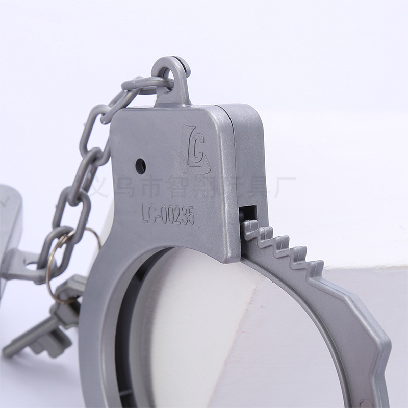 万圣节舞台演出塑料道具手铐儿童节表演服警察配饰手铐模型玩具跨细节图