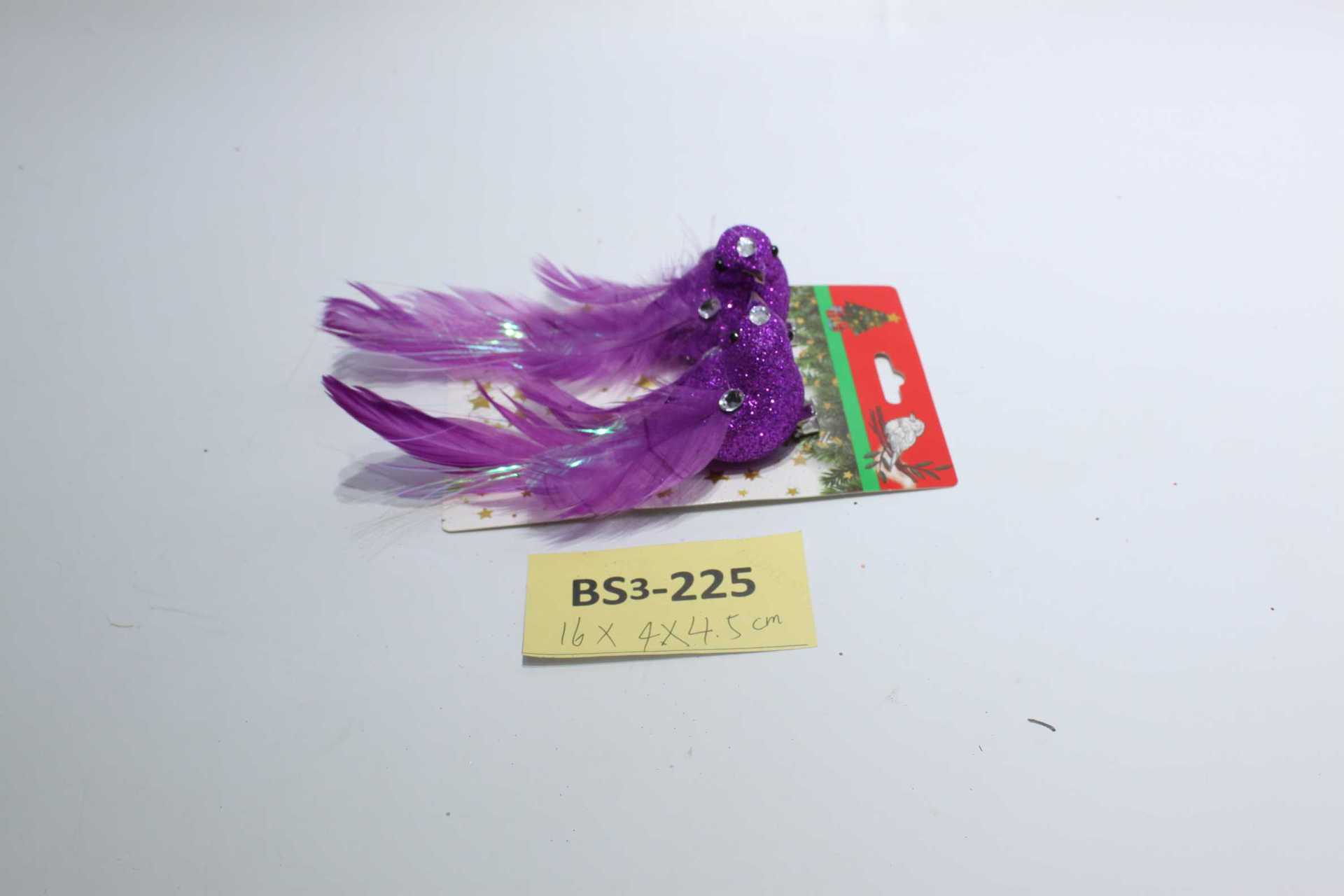 The 2023 new Christmas bird with feather scene universal decoration is cute and realistic Application Scenario