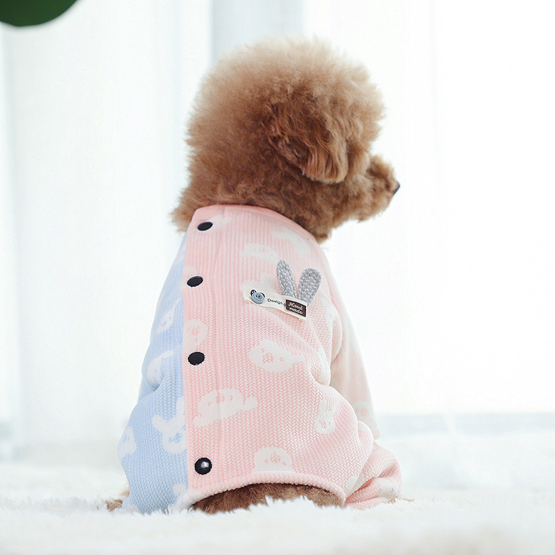 宠物服装舒适亲肤居家猫咪睡衣秋冬季加厚保暖可爱狗狗服饰外套