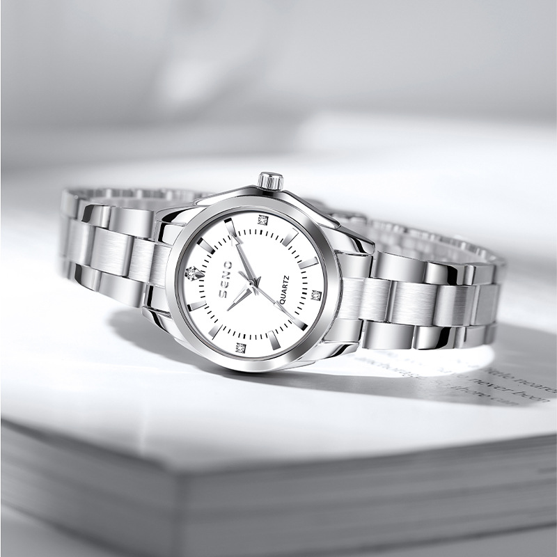 手表/时尚单品/手表女士2024时尚/吊坠手链手表/石英表女学生产品图