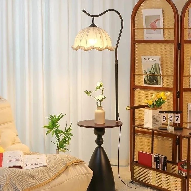 Full-spectrum Vintage floor lamp, retro living room sofa side ambient light, bedroom design sense bedside lamp pic 24