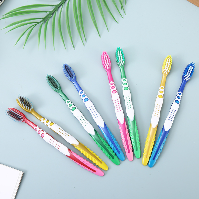 Soft-bristled, high-end, individually packaged adult bamboo charcoal toothbrush for cleaning tooth stains and cigarette stains, hard-bristled toothbrush for hotels Application Scenario