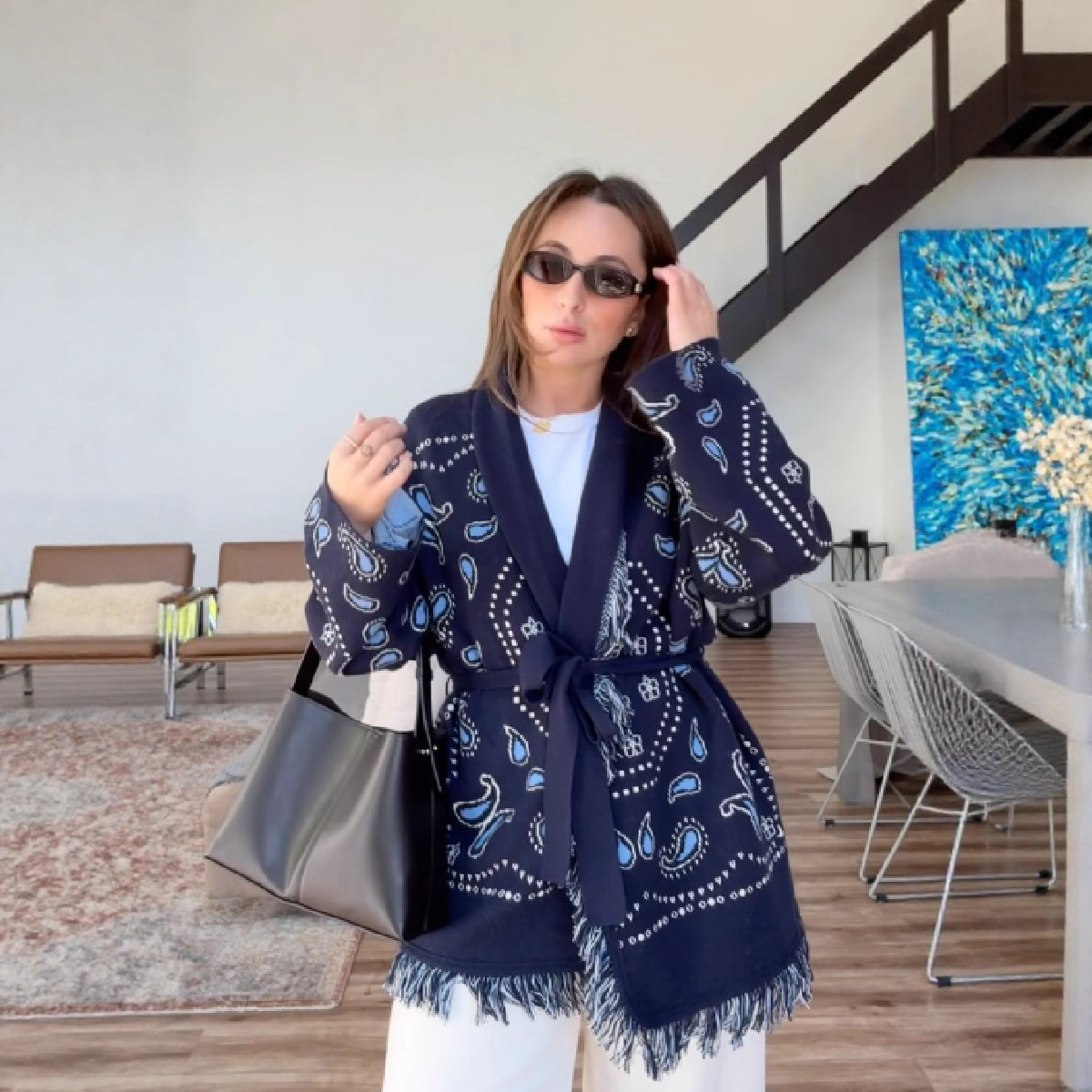 In 2025, AliExpress Cross-border Women's Clothing features a new lace-up sweater and cardigan with oversized tassels and a shawl details Picture