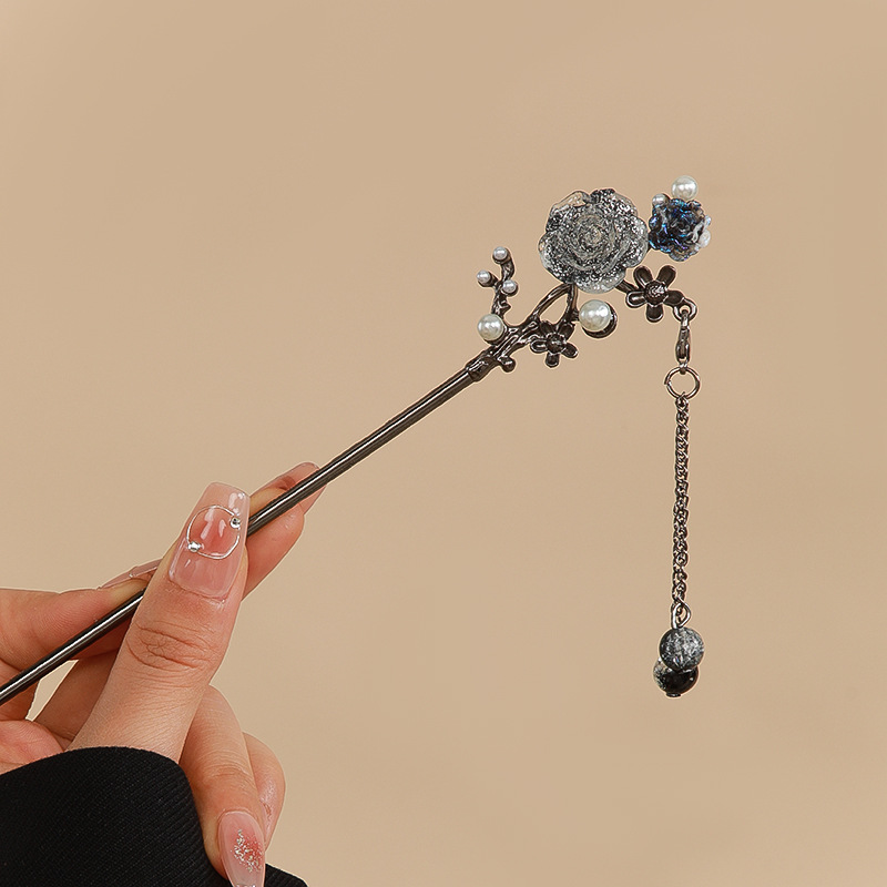 Chinese style, Chinese trend, ancient style butterfly tassel metal hairpin, high-end female style flower hairpin, new Chinese style back head coiled hair hairpin details Picture