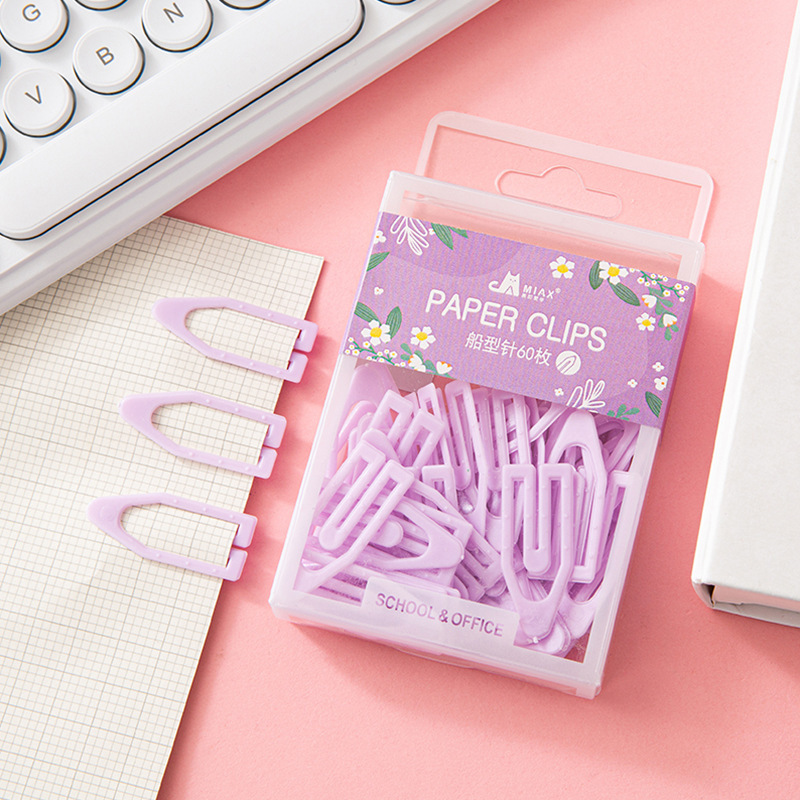 Colorful creative plastic paper clips, arrow-shaped paper clips, student paper organizing test papers, boat-shaped paper clips, box wholesale Application Scenario