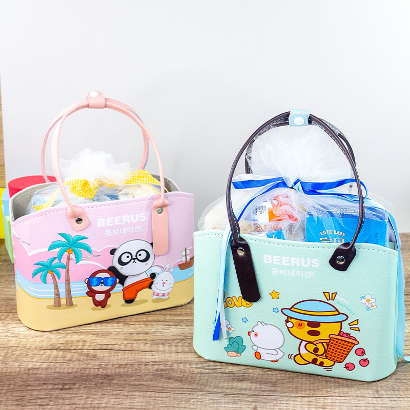 结婚伴娘伴手礼包装盒卡通儿童周岁宴礼品盒卡通皮革喜糖手提篮