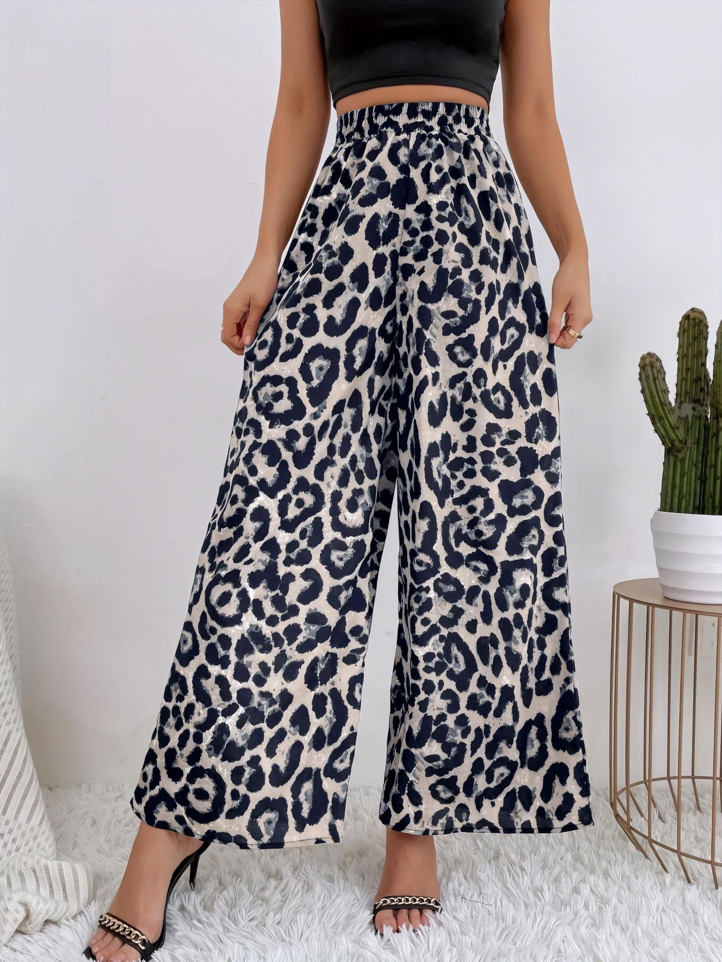 Cross-border spring European and American women's fashion classic leopard print elastic waist drape loose casual style wide-leg pants Application Scenario
