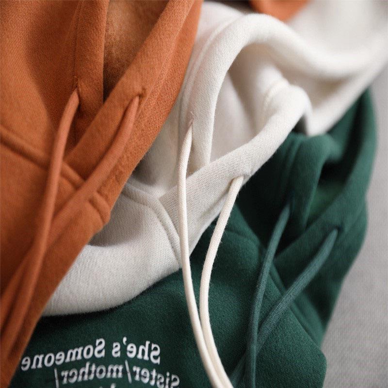 Italian leftover coat with cut label for export, fleece and thickened hoodie, high-end women's top for winter from a big brand, taken off the shelves Specification image