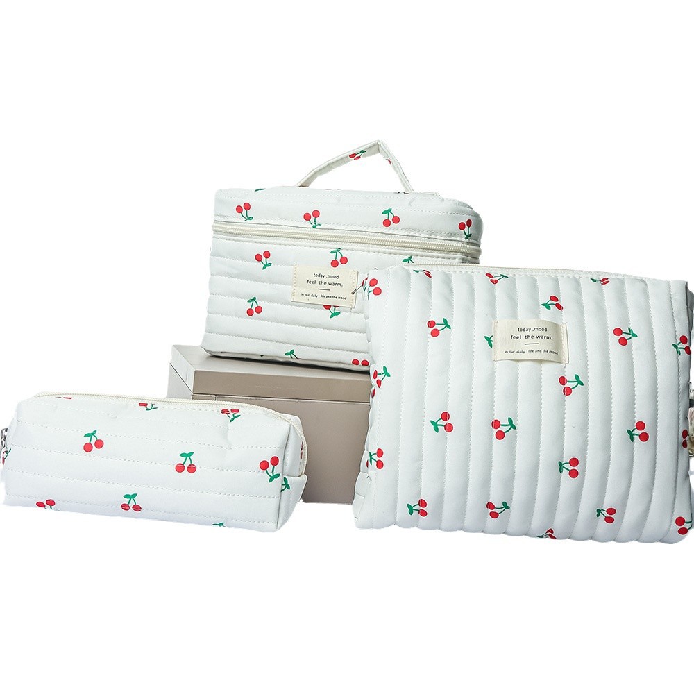 Large cherry blossom cosmetic bag, large-capacity high-end cosmetic storage bag, portable travel toiletries bag, clutch bag Item Picture