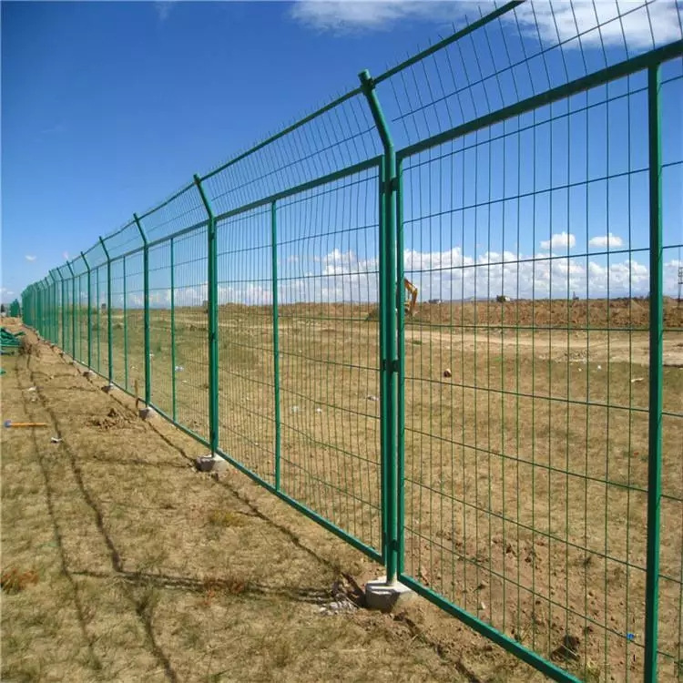 框架护栏网 高速公路铁路围栏网 铁丝防护网 养殖隔离网护栏厂家