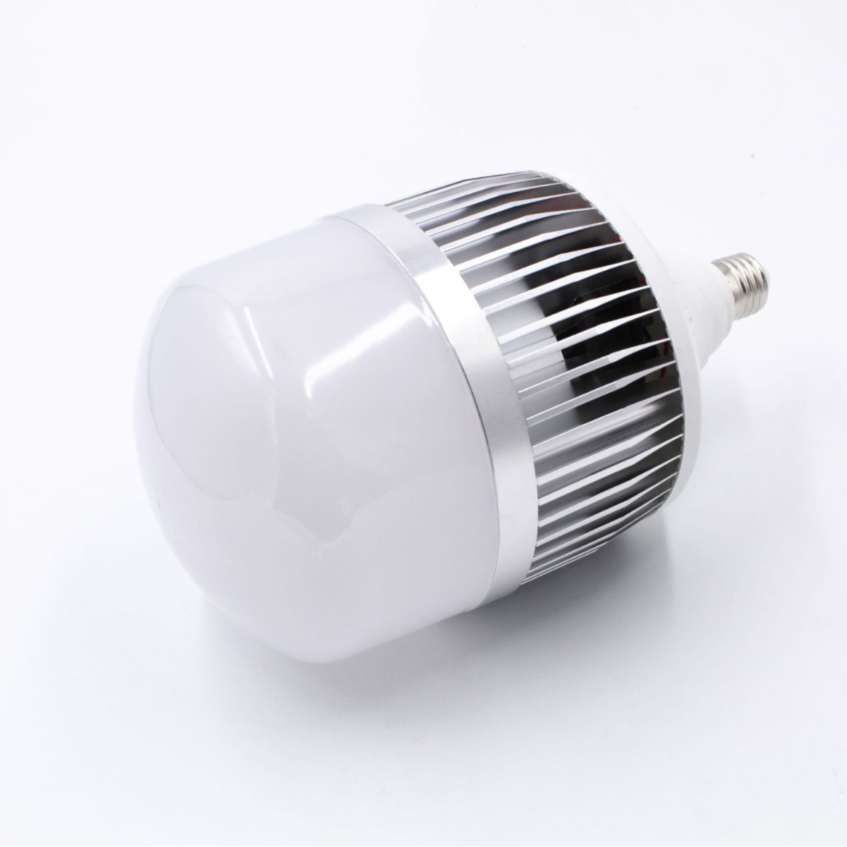 LED bulbs, high-power bulbs, 1000-foot silver-foot tile finned bulbs, 50W, 100W, 150W, 200W Application Scenario