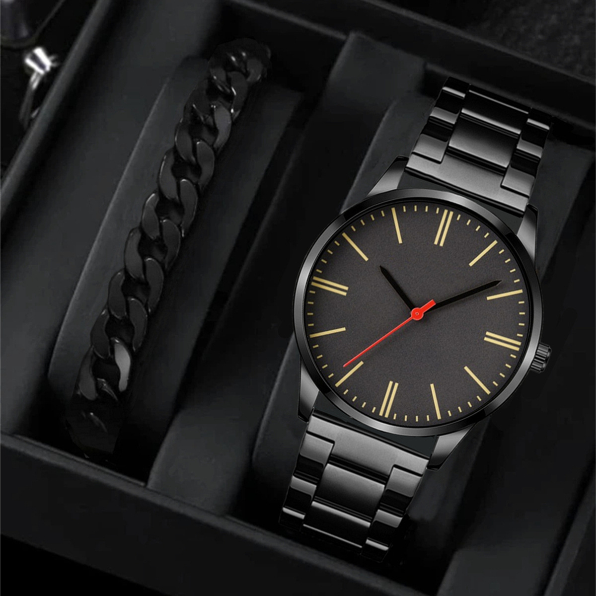 New men's personalized, fashionable and trendy sports men's steel band wristwatch, a business cross-border bestseller quartz watch details Picture