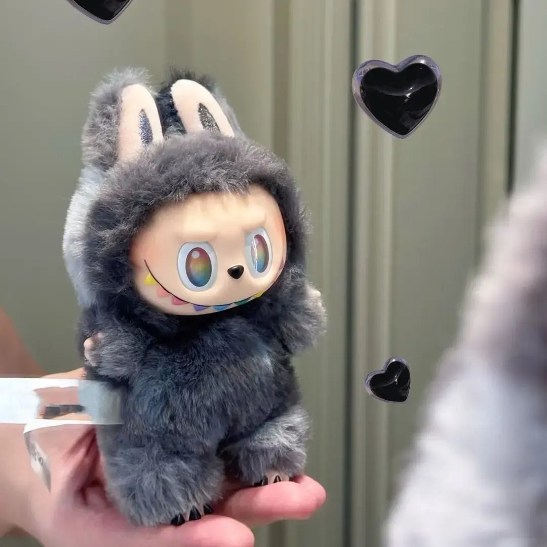 In front of the trendy toy LABUBU, there is a high-energy labubu 3rd generation macaron 3rd generation rubberized plush Labubu plush doll full figure