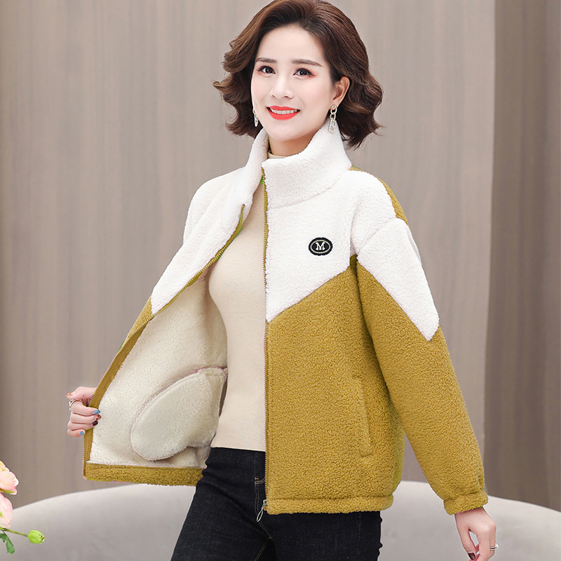 Mom's Autumn and winter granular fleece top 2022 new style for middle-aged and elderly women's cotton-padded clothes with fleece and thickening, large-sized fleece jacket Application Scenario