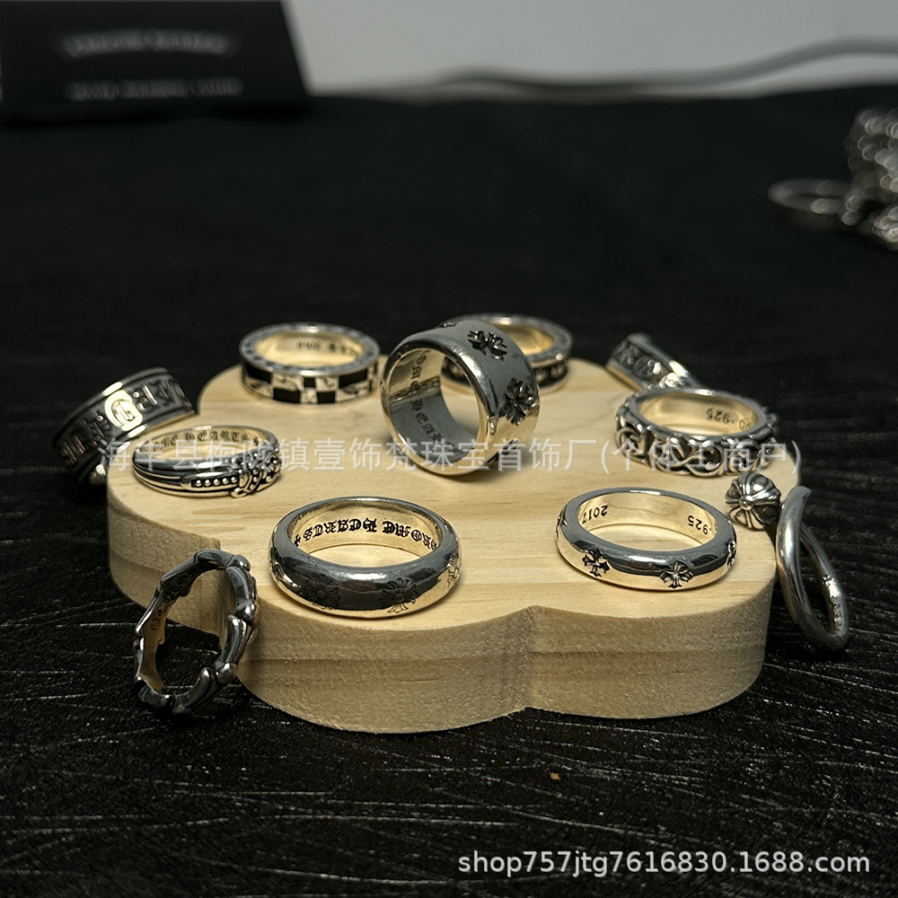 Kro 伈 trendy new retro silver cross men 's ring, hand-engraved and gold-plated popular factory wholesale Application Scenario