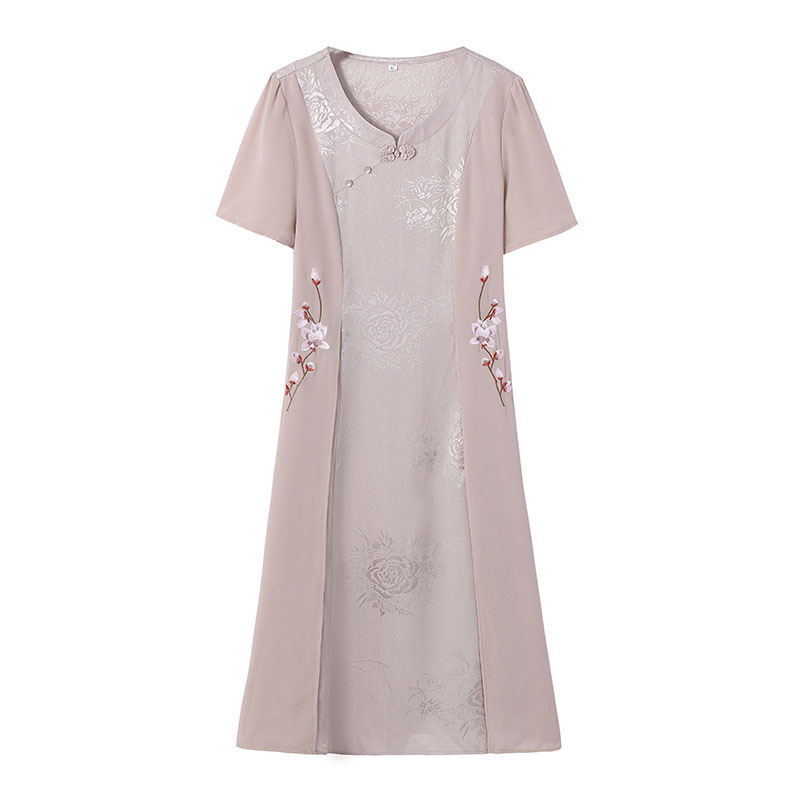 妈妈衫/外套女夏季百搭中年/农村老年人衣服女装/妈妈套装/防晒衣白底实物图