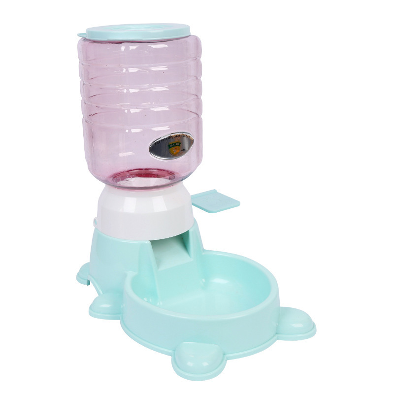 ويتم توزيع لوازم الحيوانات الأليفة بالجملة في أطباق الكلاب Item Picture