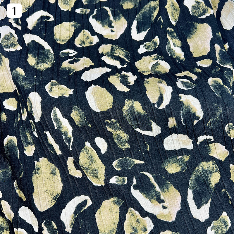 Factory direct sales of wave striped style printed fabric for beach pants, export dress and clothing textile tie-dyed fabric pic 8