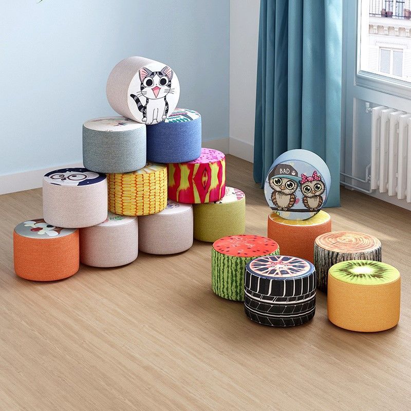 Children's sitting stool, fabric art low stool, solid wood small stool, shoe-changing stool, fashionable living room coffee table, sofa stool, household stool Item Picture