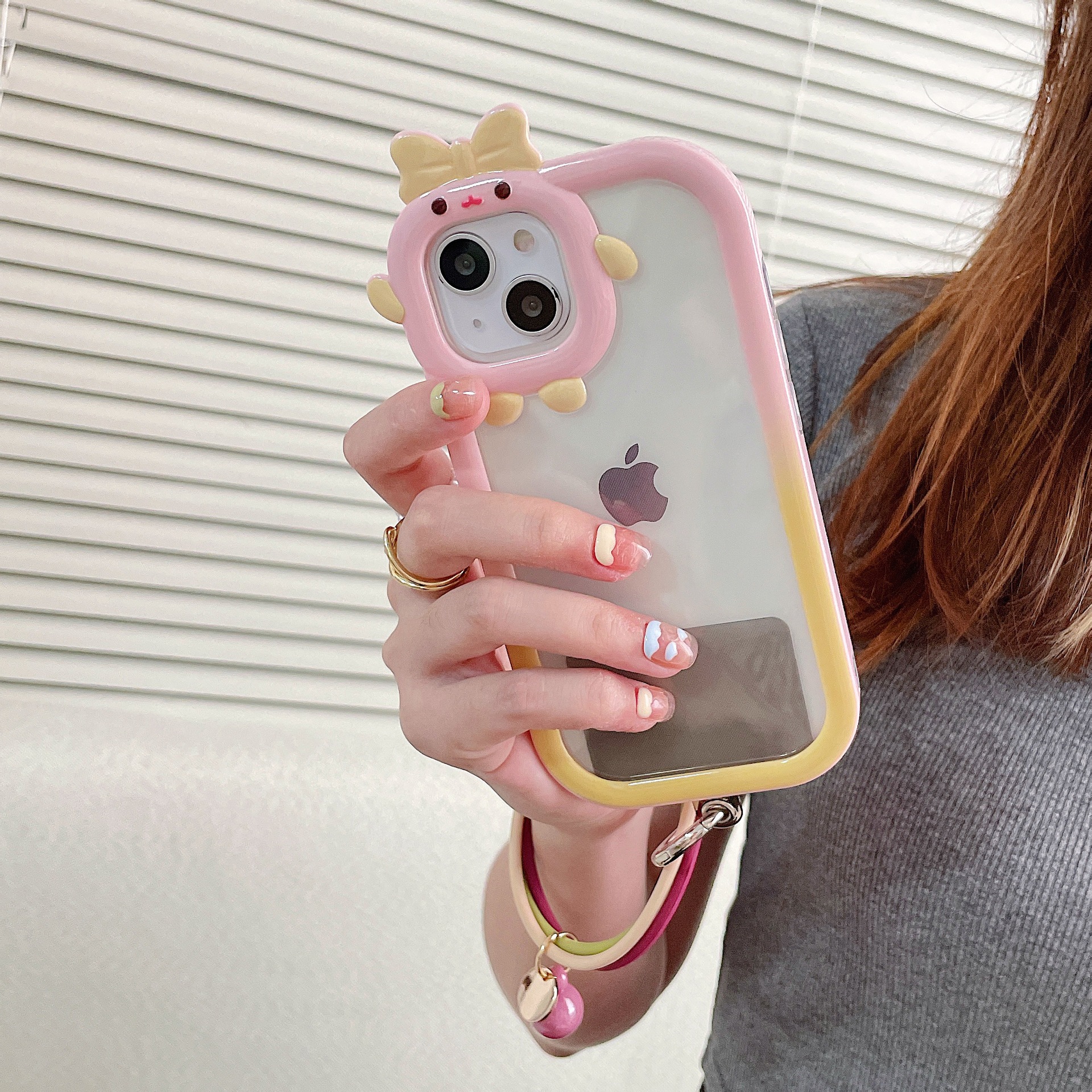 Thin Ring Wrist Strap Mobile Phone Hanging Ring Japan South Korea Ins Wind Creative Wave Solid Color Clip Mobile Phone Strap Silicone Ring Anti-Fall Big Ring Wrist Strap For All Mobile Phone Cases Universal Gasket Card Jewelry Pendant Bracelet Women's Model details Picture