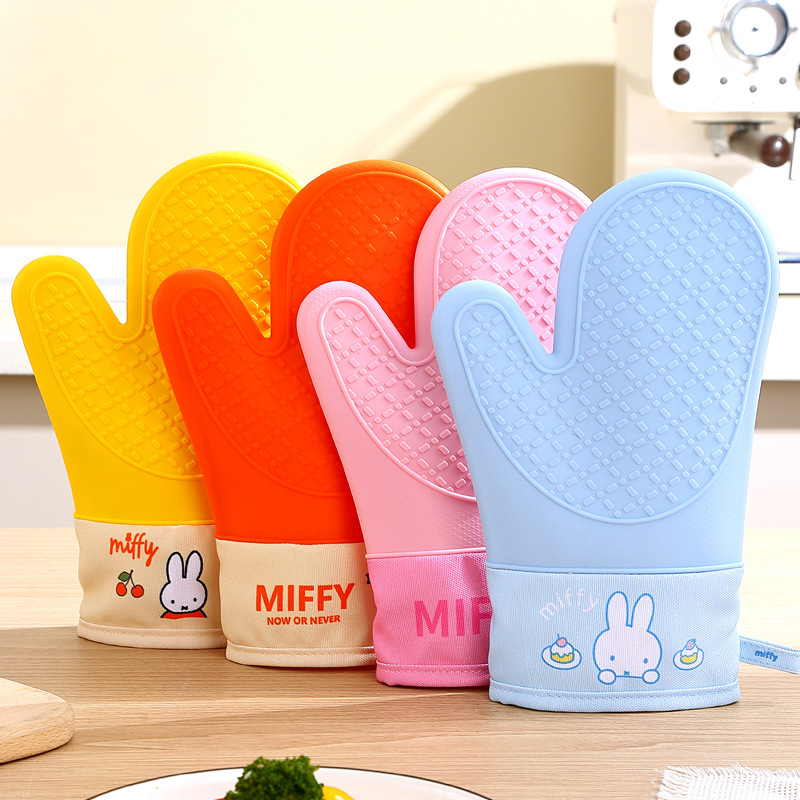 Miffy household kitchen heat insulation silicone gloves baking oven microwave oven thick high temperature resistant non-slip casserole full figure